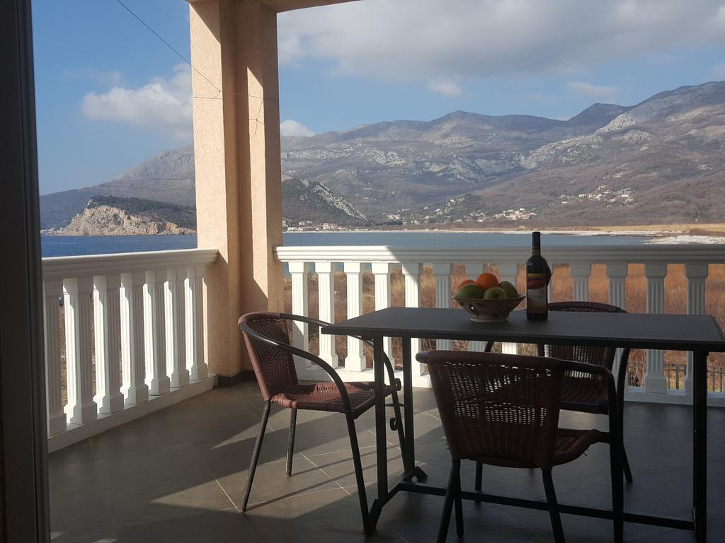 Buljarica Bay Apartments Petrovac Exterior foto