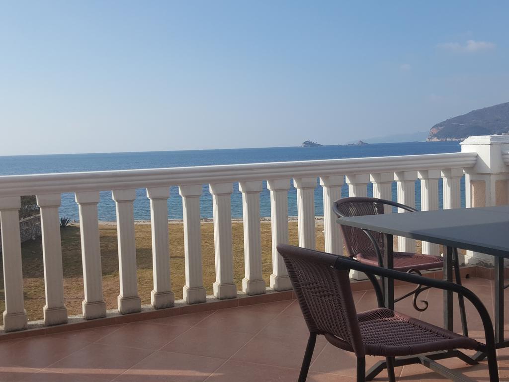 Buljarica Bay Apartments Petrovac Exterior foto